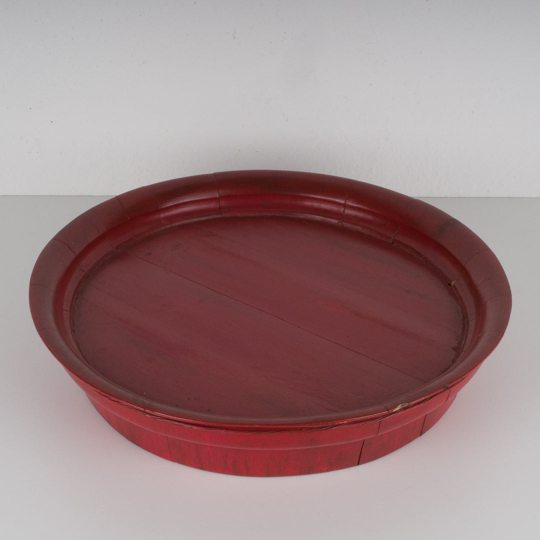 An oriental lacquer bowl