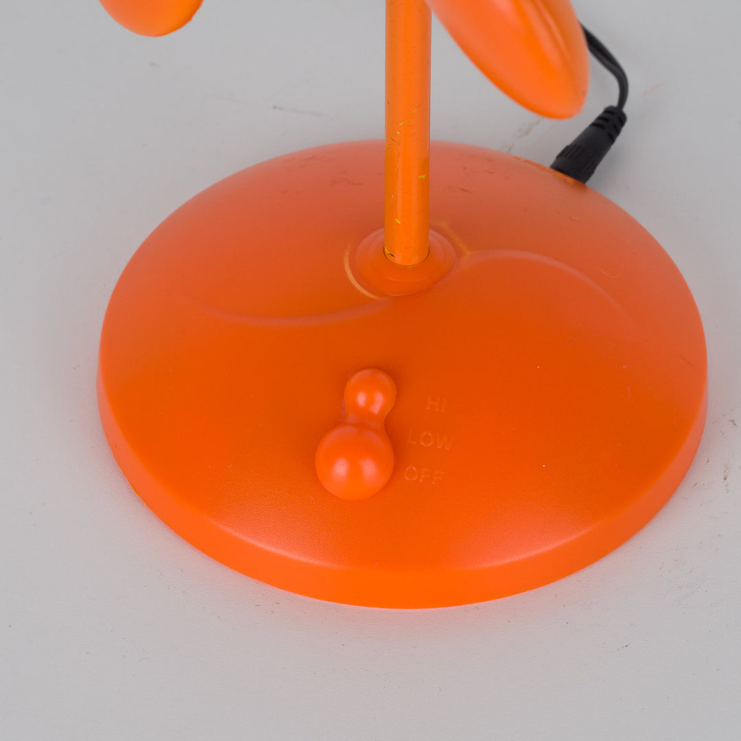 Ludieke oranje ventilator