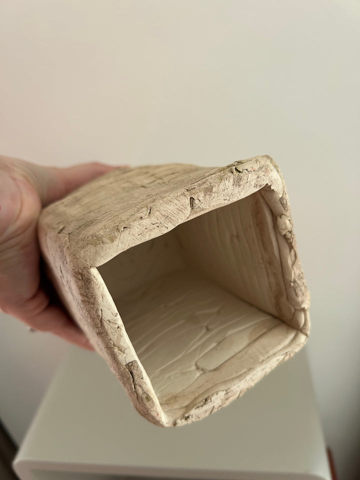 Beeld 'De Dromerige Zwemmer' – een knipoog in keramiek - 14 x 9 x 33 cm