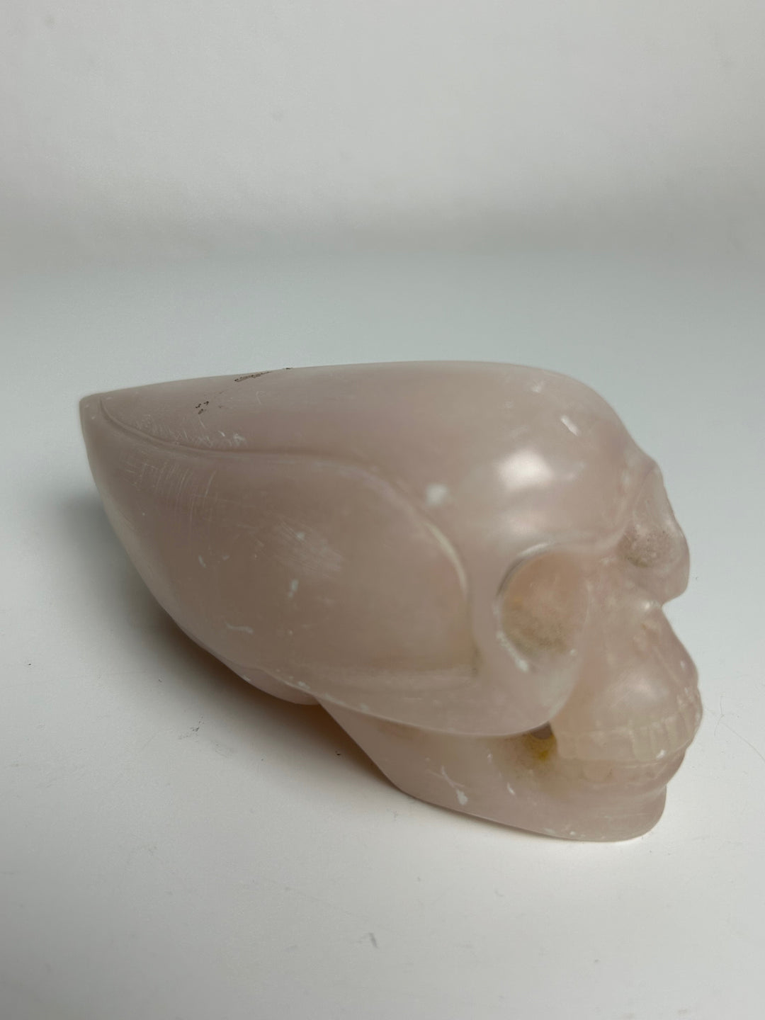 Sculpture – Skull in pink calcite | 15 x 5.5 x 7 cm
