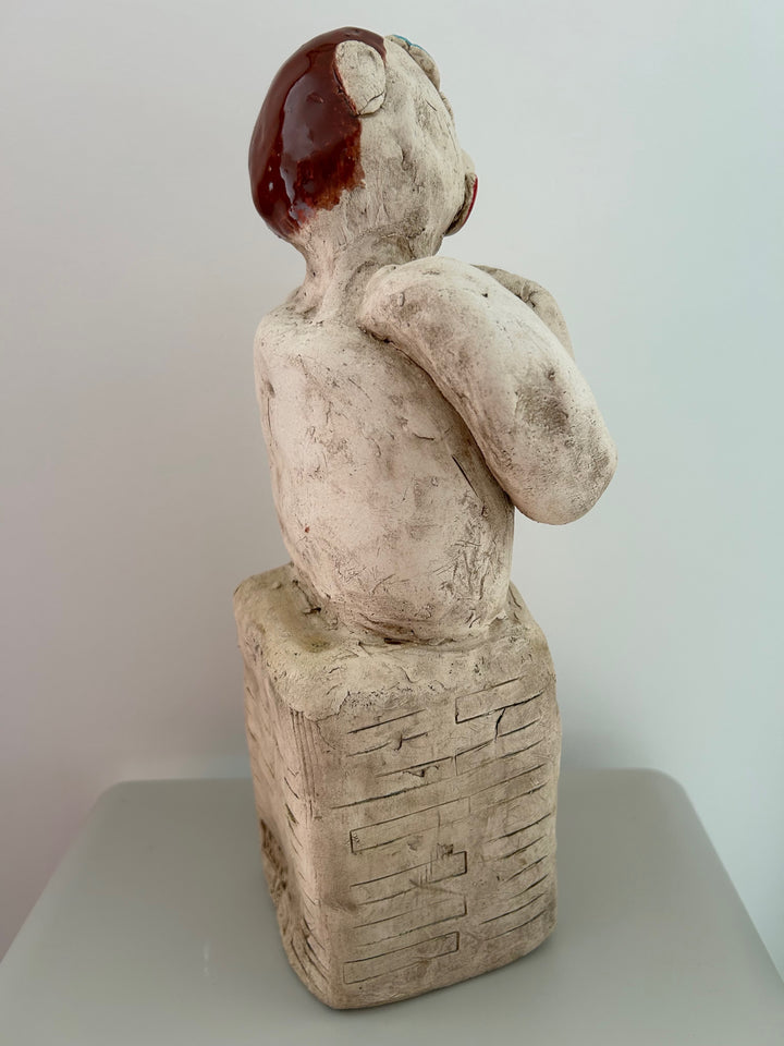 Beeld 'De Dromerige Zwemmer' – een knipoog in keramiek - 14 x 9 x 33 cm