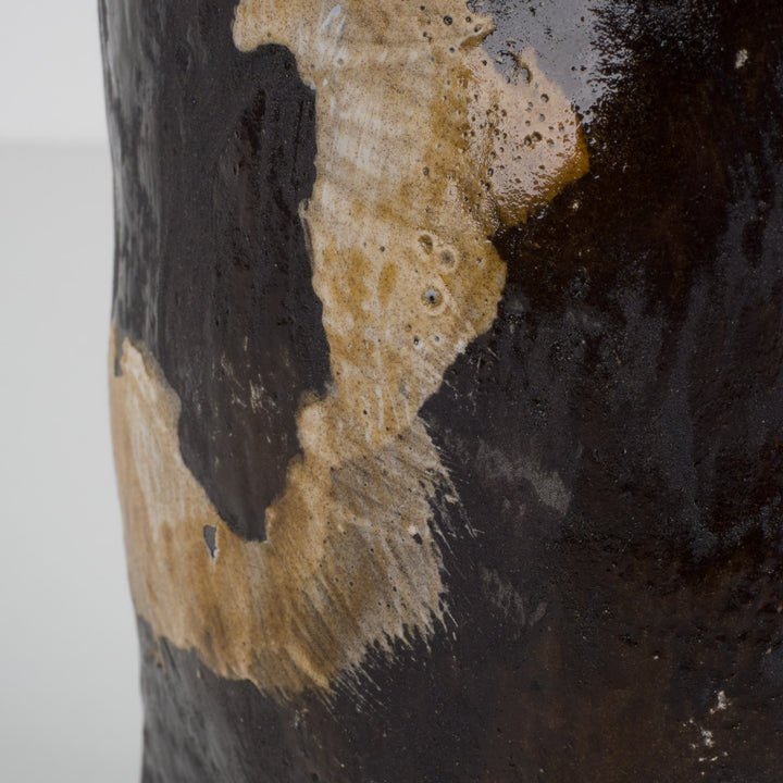 Handgemaakt keramisch potje in bruin – 10,5 x 8 x 15,5 cm