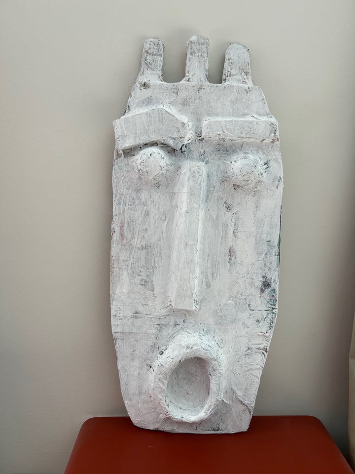 Stilte in Vorm: groot papier-maché Masker (60 cm) om neer te zetten om of om op te hangen