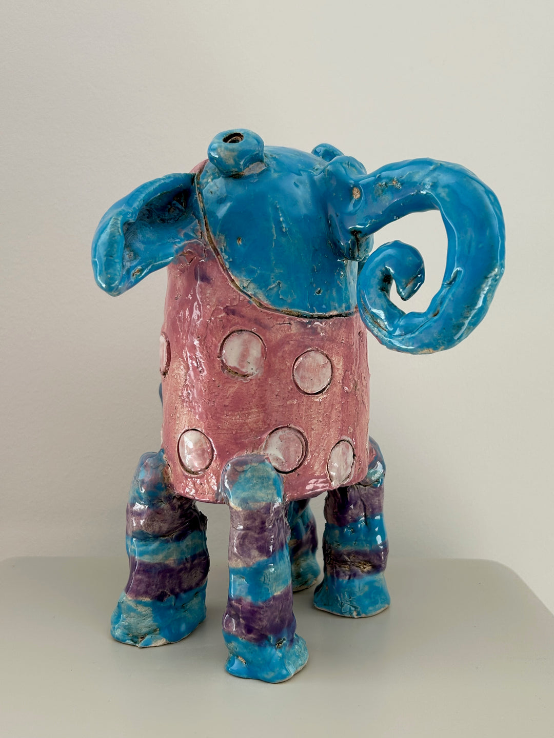 Lollifantje – een zacht statement met een groot hart / 18 x 20 x 22 cm
