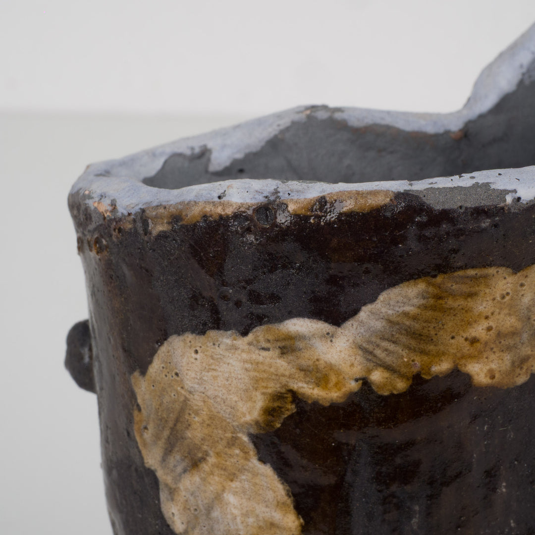 Handgemaakt keramisch potje in bruin – 10,5 x 8 x 15,5 cm