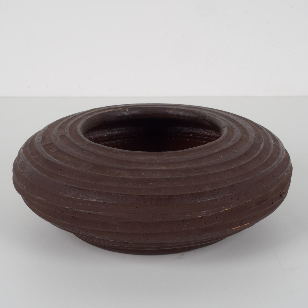 Authentieke gietijzeren schaal in bruin – robuuste karakterdecoratie / 22,5 x 22,5 x 6,5 cm