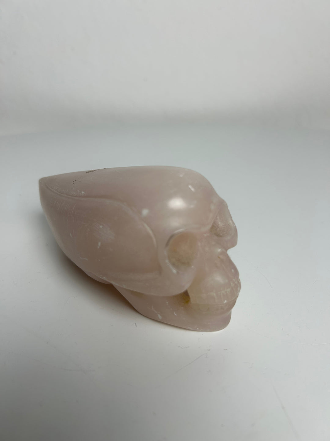 Sculpture – Skull in pink calcite | 15 x 5.5 x 7 cm