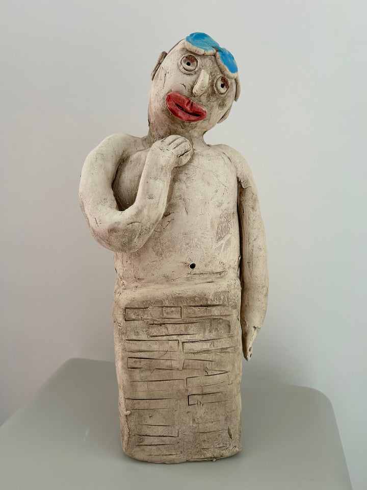 Beeld 'De Dromerige Zwemmer' – een knipoog in keramiek - 14 x 9 x 33 cm