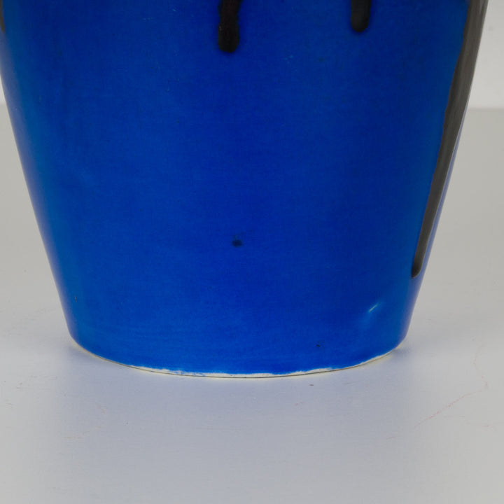 Koningsblauwe keramische vaas met druipglazuur – gesigneerd ‘79’ – 31 cm