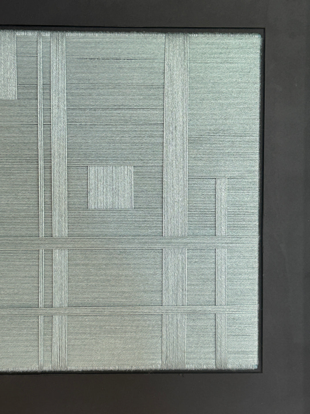 Atelier S – Geometrisch textielreliëf in mintgroen  – 38 x 38 x 4 cm