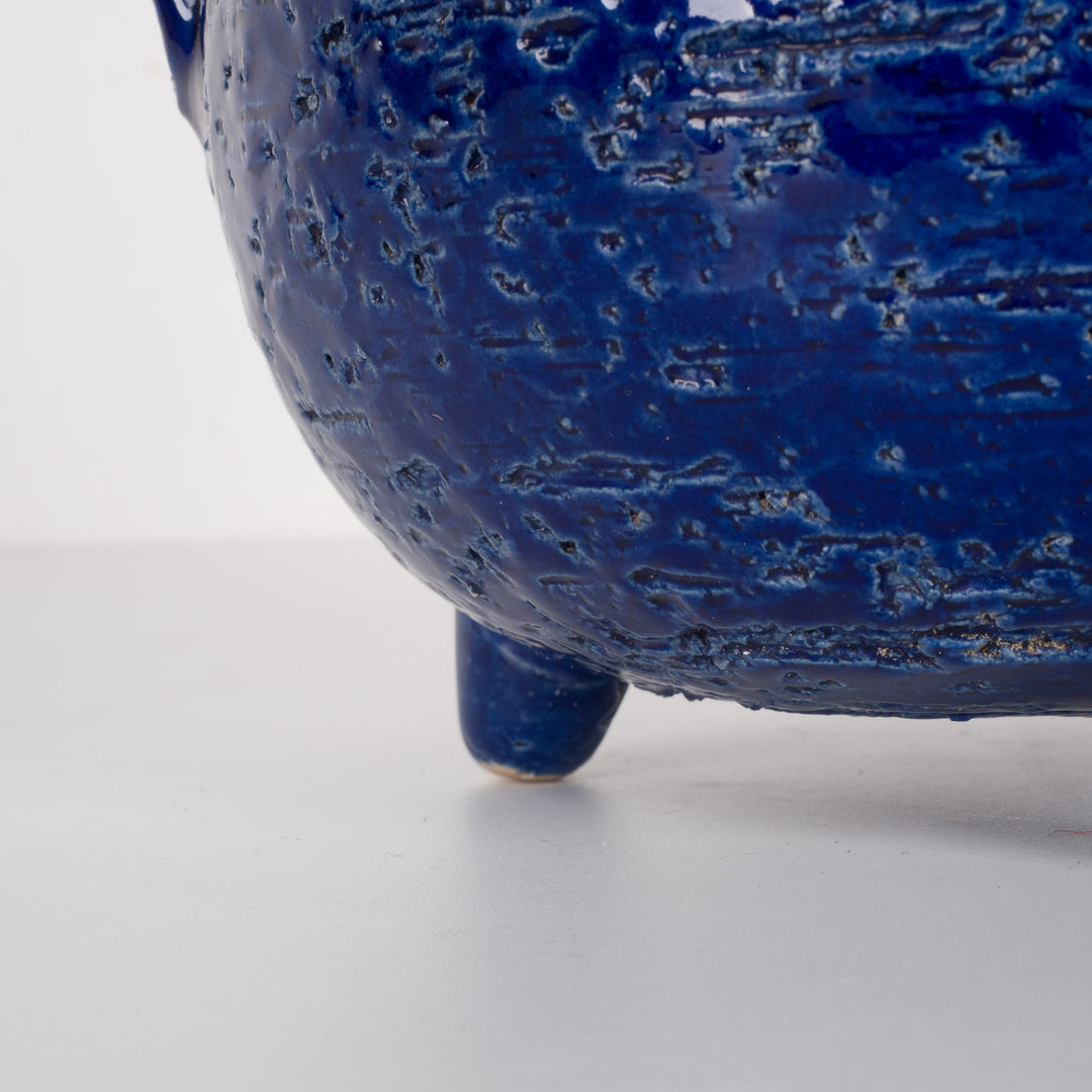 Handgemaakte Blauw Keramische Pot met Oren – Gesigneerd Tria