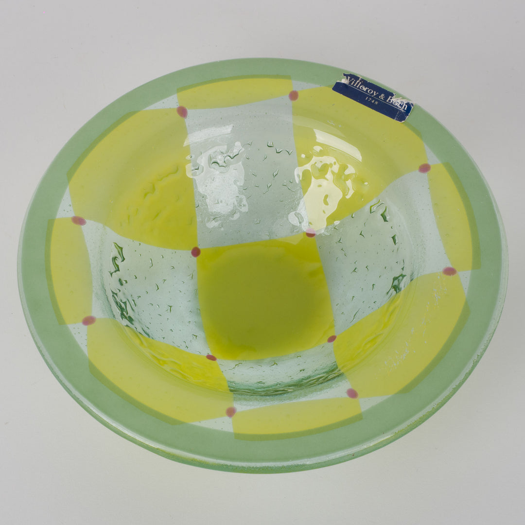 Colorful glass bowl from Villeroy &amp; Boch – playful and stylish