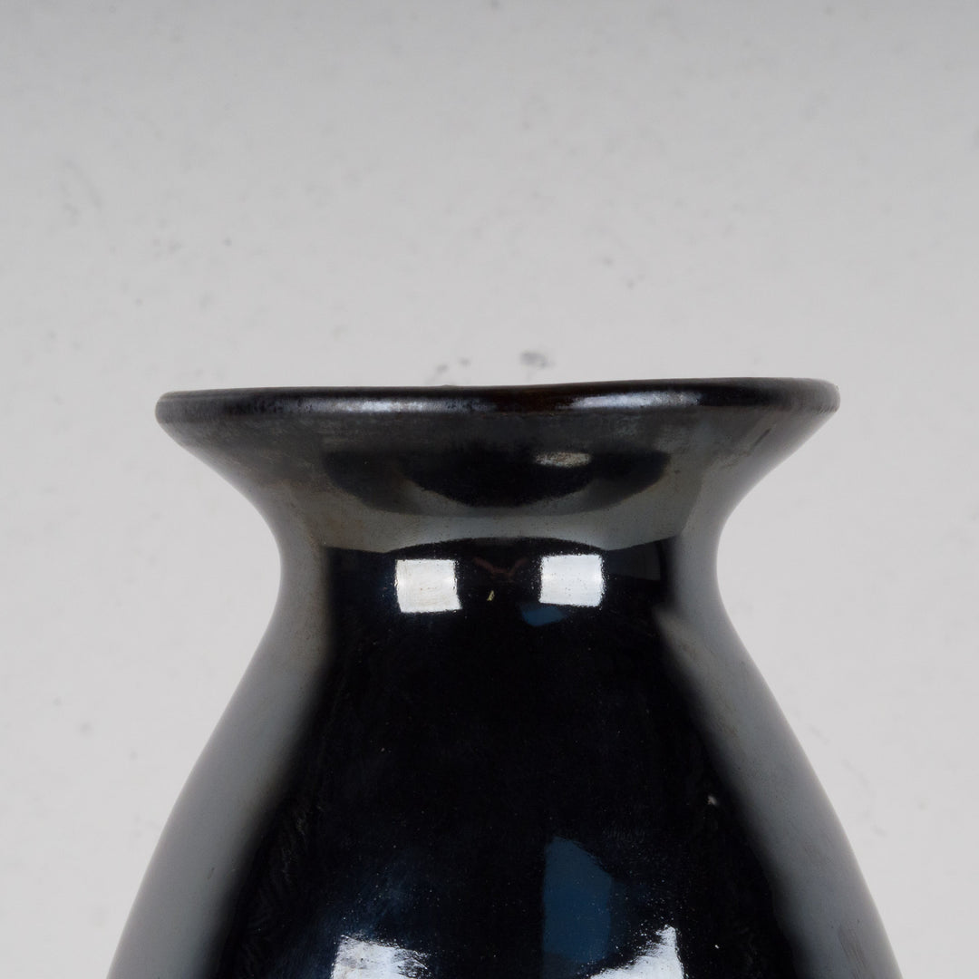 Glazed ceramic vase by Thomas Buxo