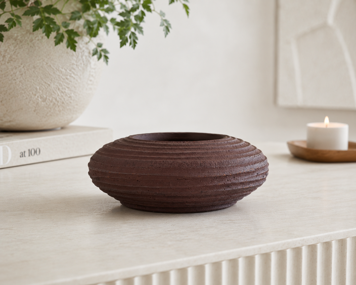 Authentieke gietijzeren schaal in bruin – robuuste karakterdecoratie / 22,5 x 22,5 x 6,5 cm