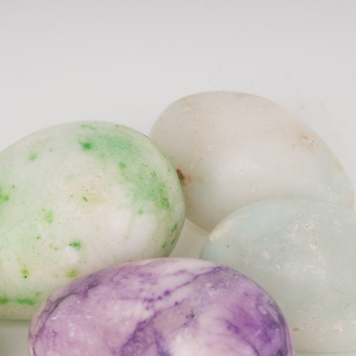 Set of 5 marble eggs – a playful and decorative addition!