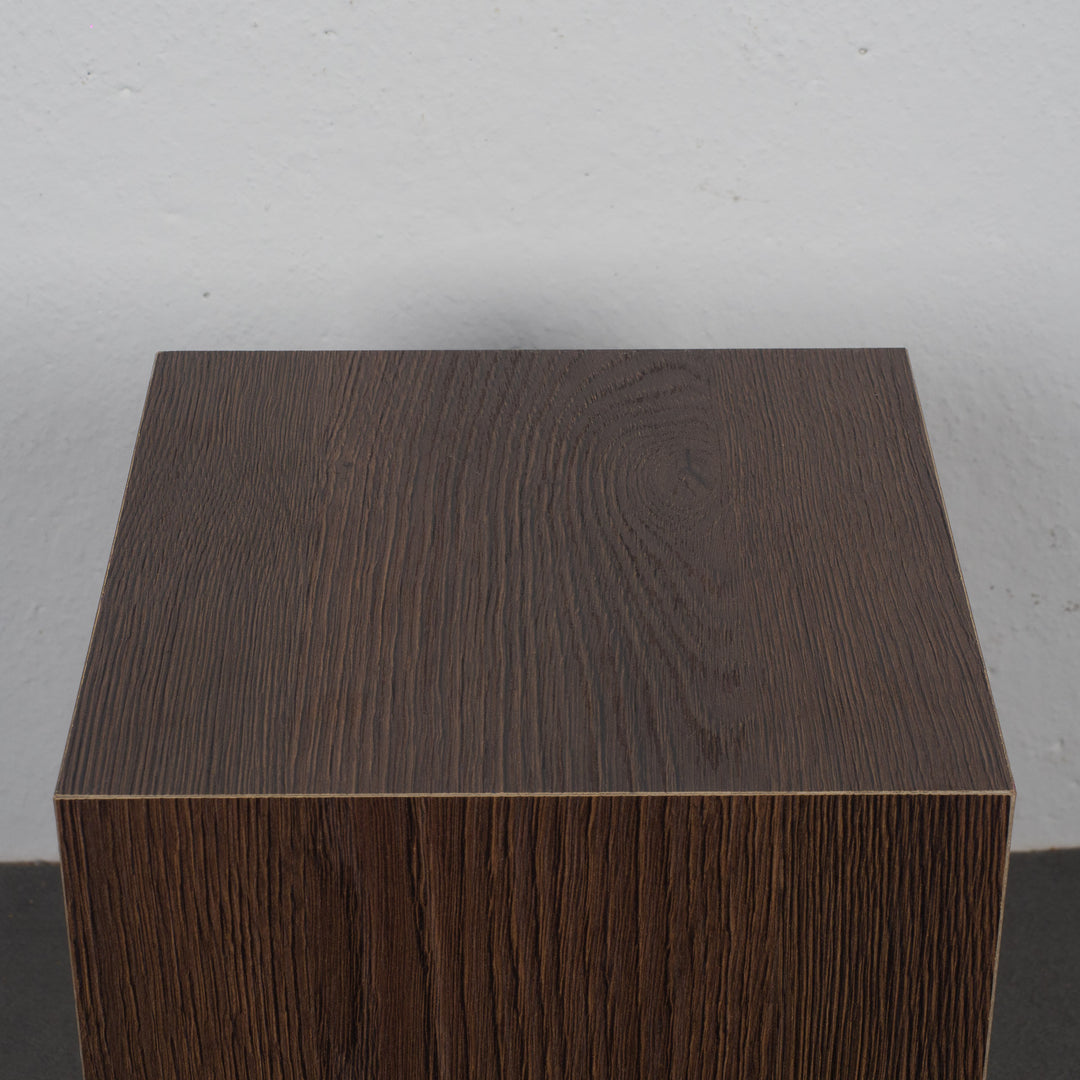 Small wooden base in brown laminate