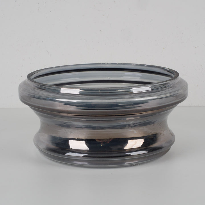 Ronde grijze schaal in spiegelglas – 23x23x10,5 cm