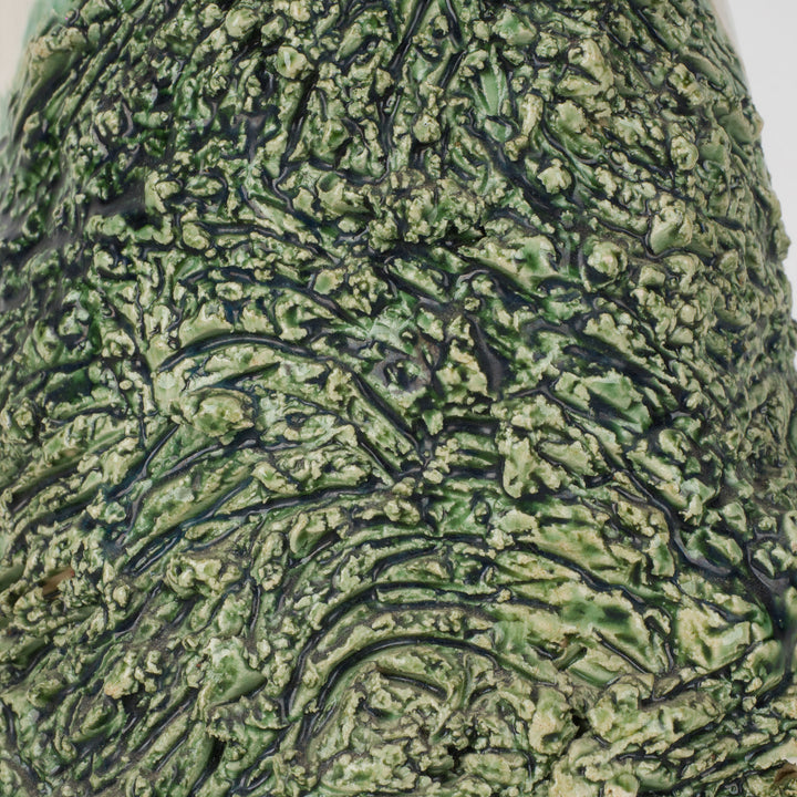 Keramische vaas in de vorm van een bloemkoolblad – gesigneerd – 14x11x18 cm